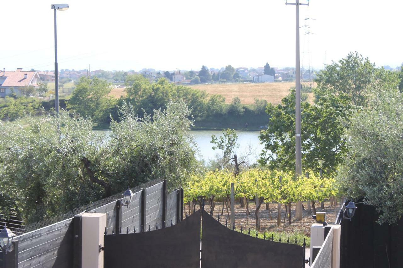 Il Nido Bed and Breakfast Roseto Degli Abruzzi Exterior foto